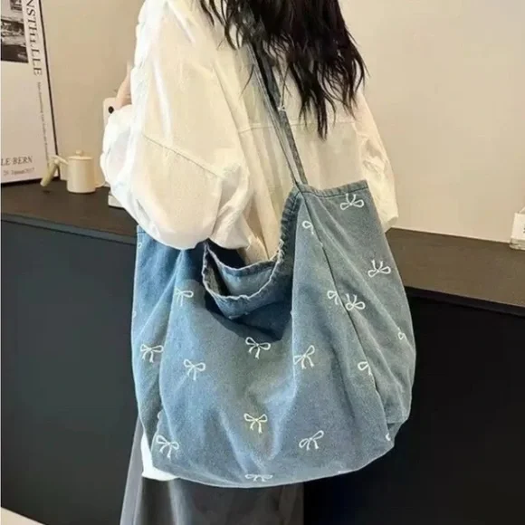 Stylish Blue Denim Tote Bag - Picture 2 of 5